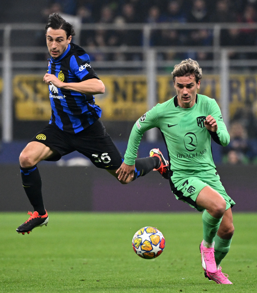 赵鹏：邵佳一人品很不错且性价比高，不行再归化两三个外援