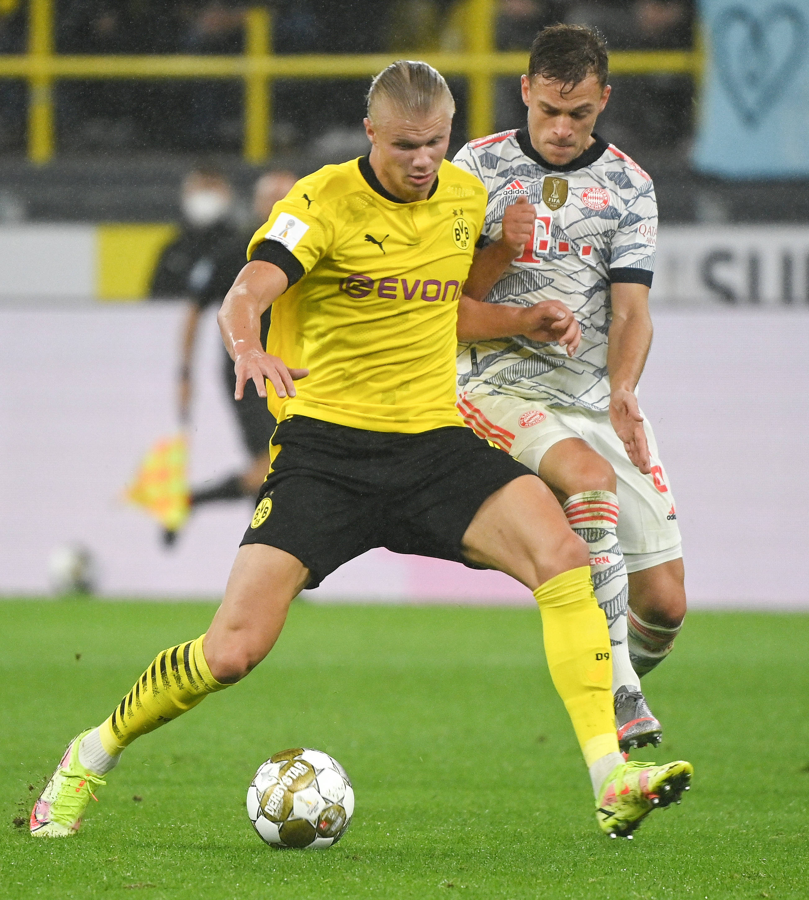 不差钱，阿联酋足协提供5架专机拉球迷去客场看世预赛