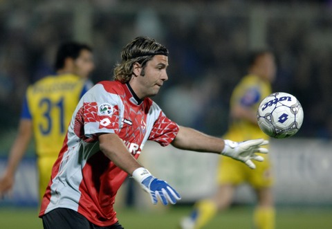 法国男篮新核心展现天赋